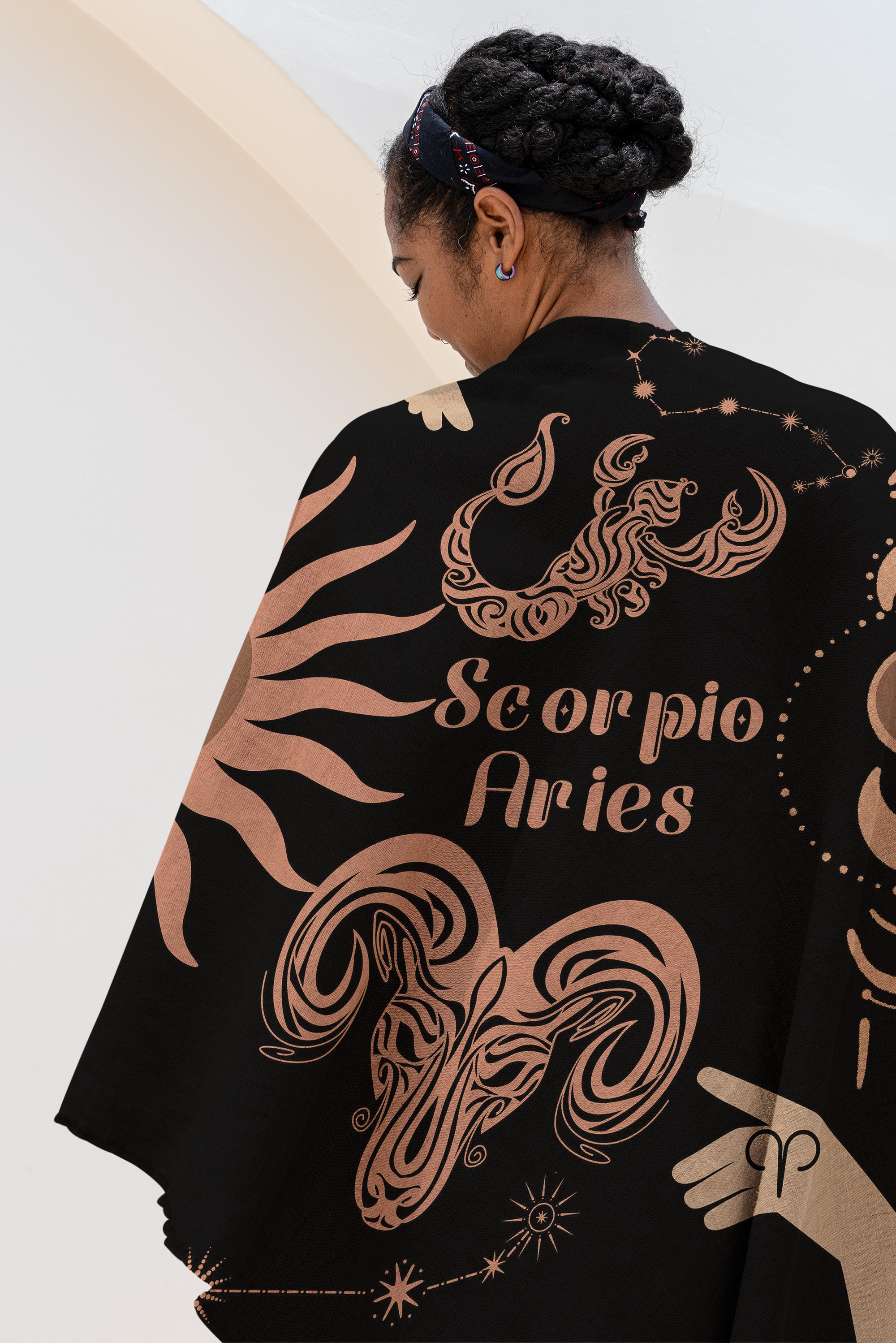 Woven tapestry throw blanket featuring the Aries and Scorpio zodiac symbols. Perfect for astrology enthusiasts, this cotton throw blanket adds a touch of boho style and celestial charm to your home decor.