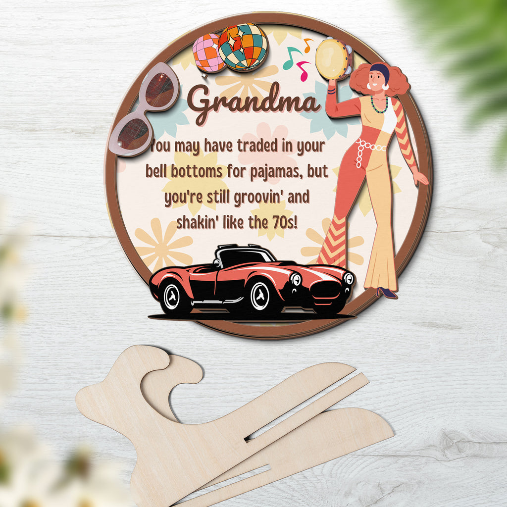 Two-layer wooden sign for Grandma with 70s-inspired artwork